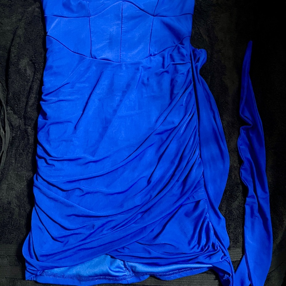 Elegant Blue Strapless Dress